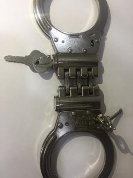 MENTEŞELİ ÇİFT KİLİTLİ KELEPÇE