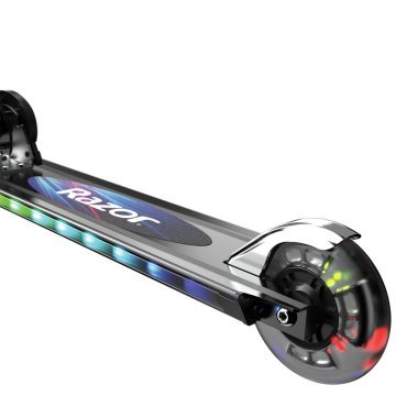 Razor A+ LightShow Kick Scooter Siyah