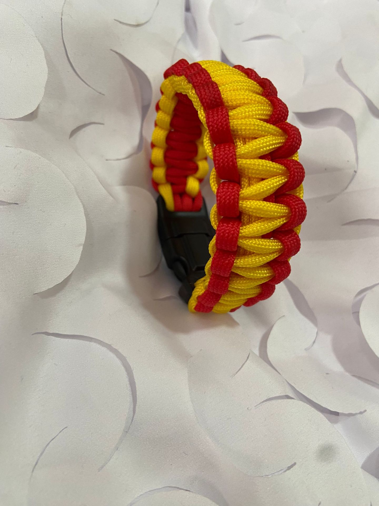 PARACORD BİLEKLİK SARI KIRMIZI