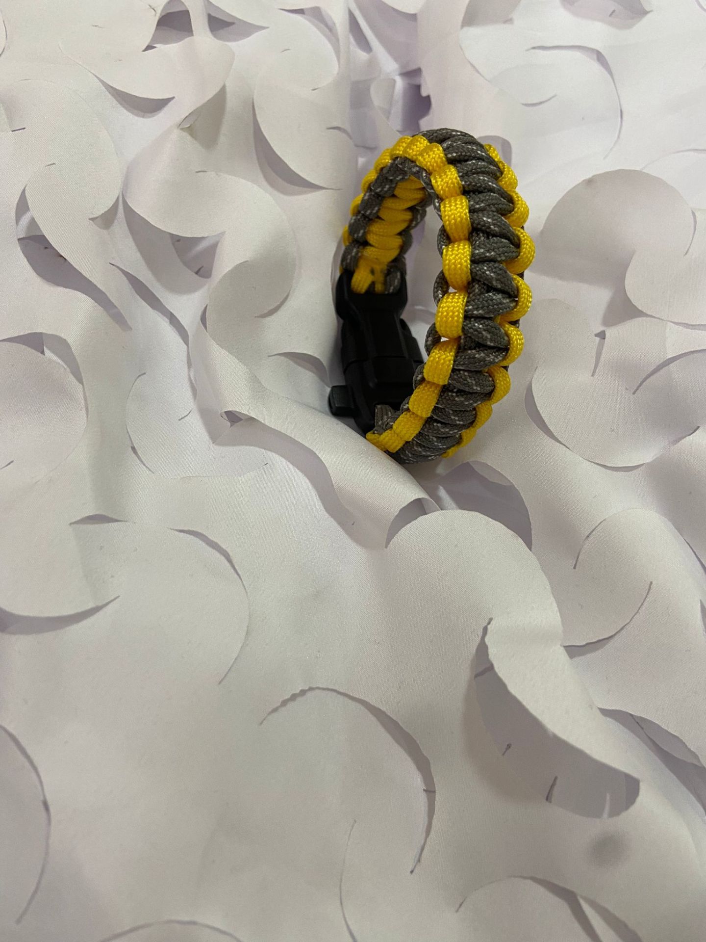 PARACORD BİLEKLİK SARI GRİ